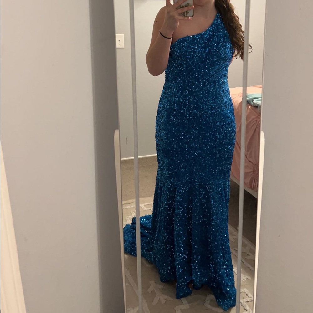 Prom Dress never worn!